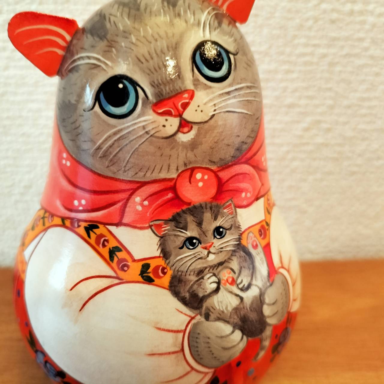 OG025】北欧ロシア雑貨、マトリョーシカ/起き上がりこぼし 【猫親子