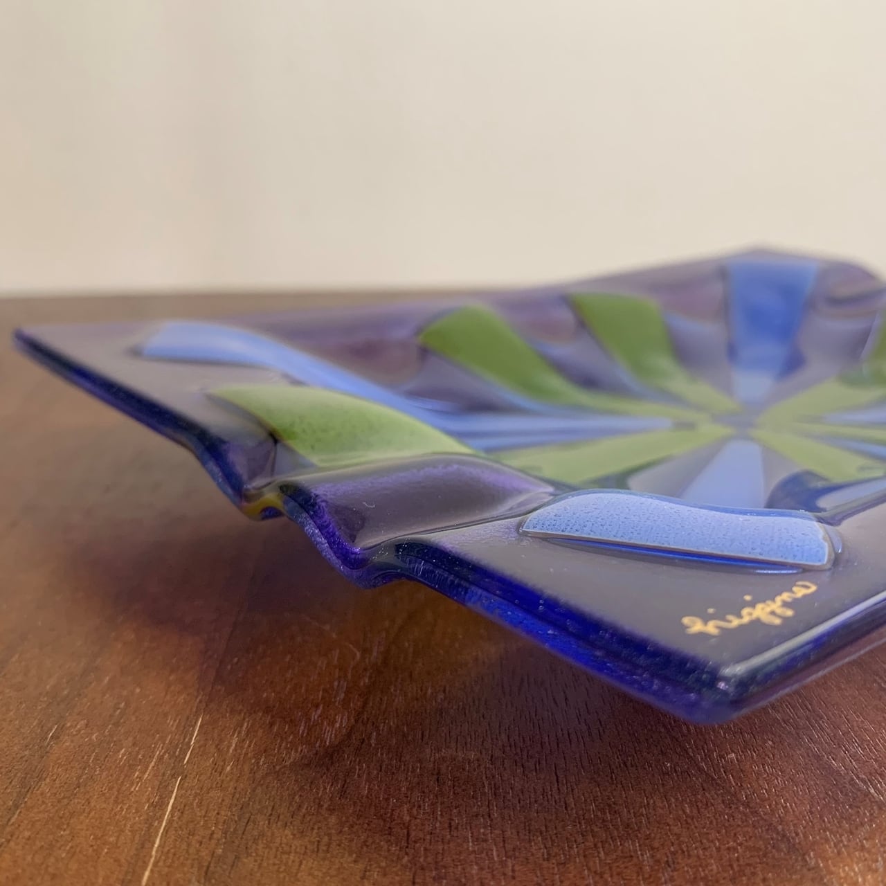 ヒギンス ヴィンテージ ガラスの灰皿 / Higgins Art Glass Ashtray