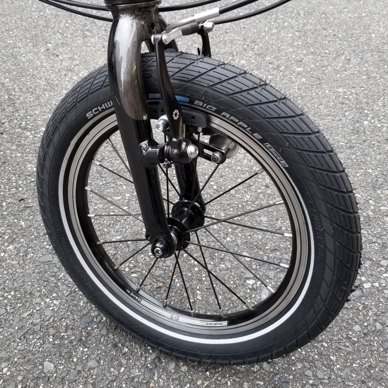 タイヤ 14×2.00 Schwalbe Big Apple / DAHON K3 | LORO ONLINE STORE