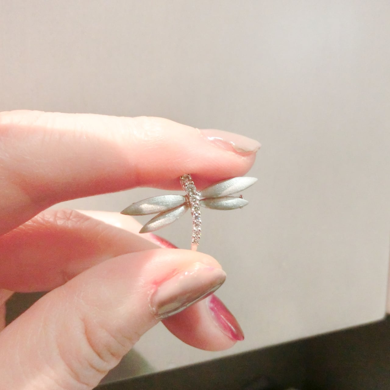 トンボのブローチ K18ホワイトゴールド ダイヤモンド | Jewelry SIMON