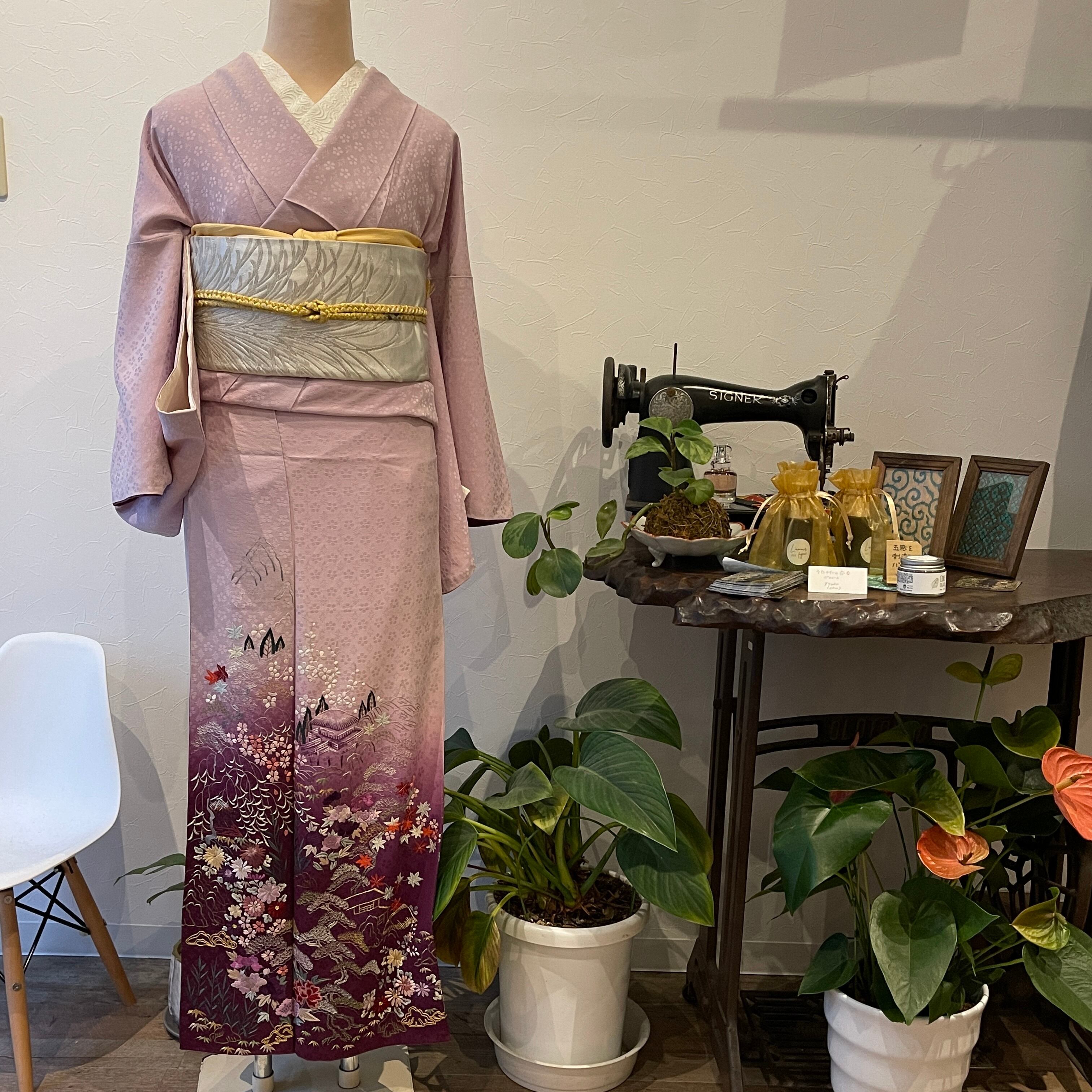 アンティーク着物 付下げ 訪問着 紫系 総刺繍 四季の花 茶屋辻