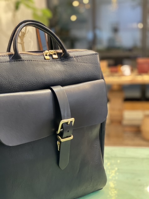 革鞄・レディースハンドバックのLONA(ロナ)公式通販サイト