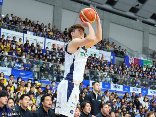 要所で3点弾をお見舞いした宇都宮が三河との接戦に勝利…比江島慎は3P4