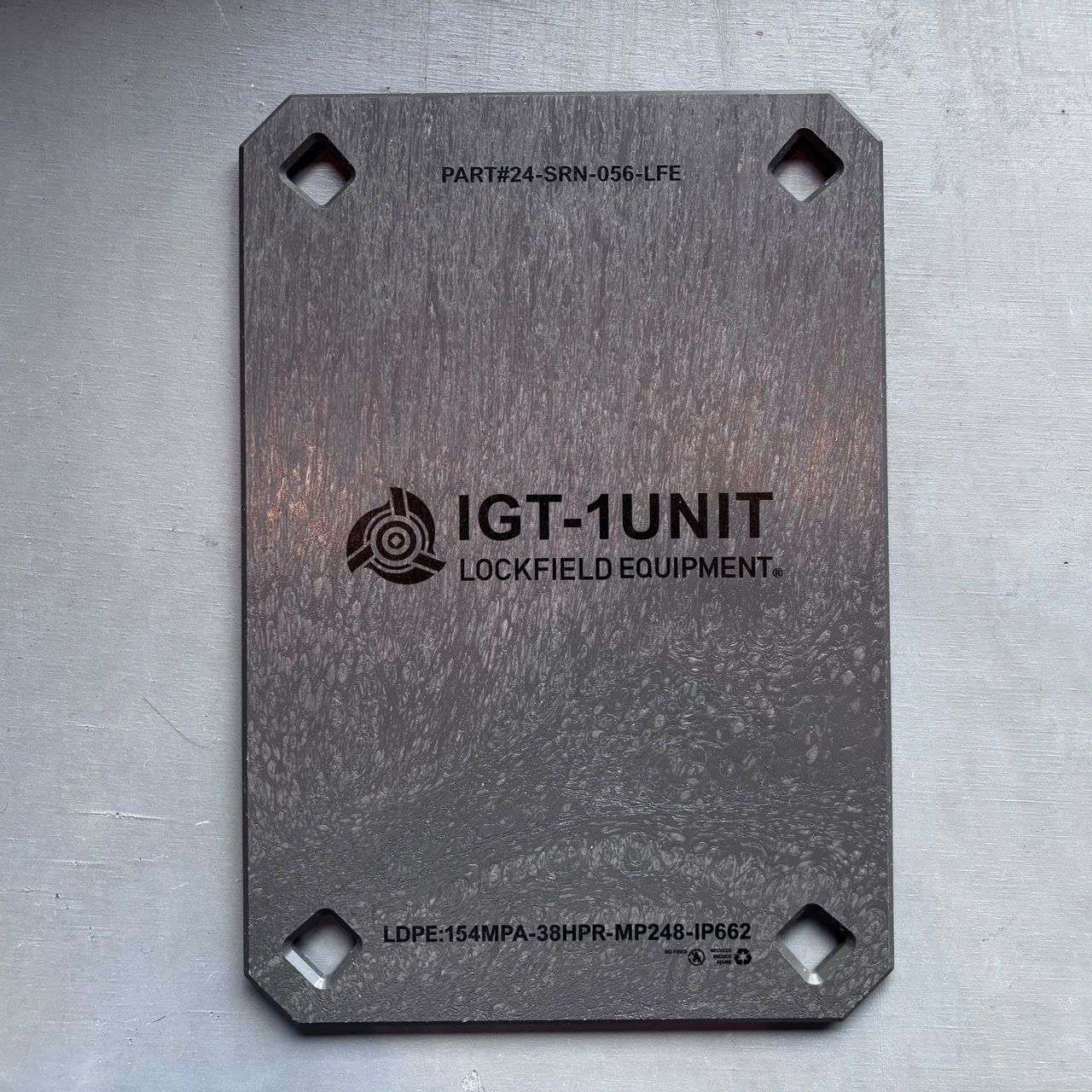 LOCKFIELDEQUIPMENT ロック フィールド イクイップメント | ENTERSEEK