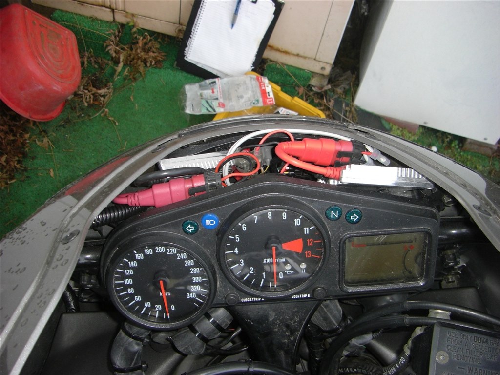 HIDによるタコメーターの誤作動』 カワサキ ZX-12R のクチコミ掲示板
