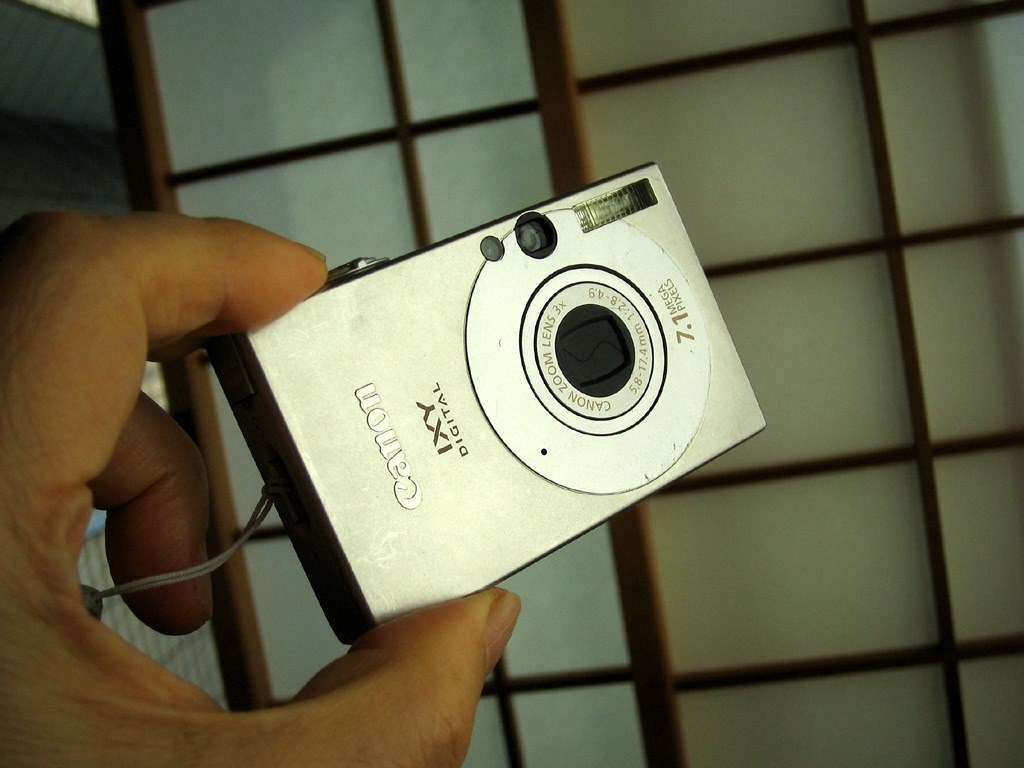 お宝おジャンク道♪ 46 大人気オールドコンデジ！』 CANON IXY