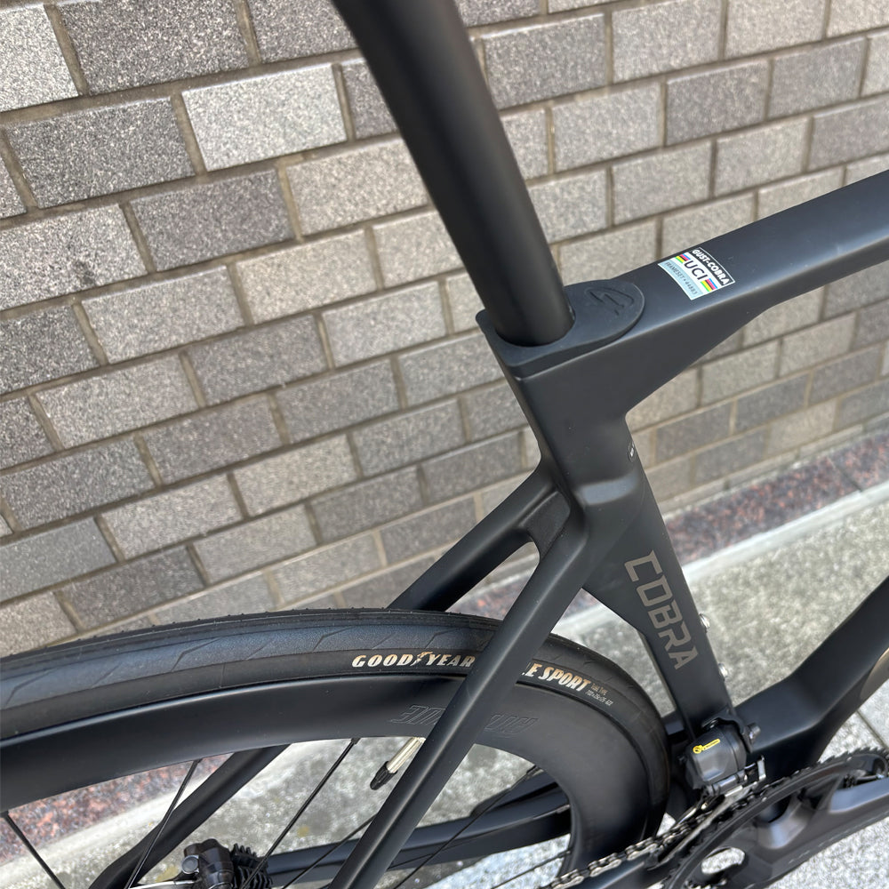 GUSTO COBRA EVO DB PRO ULTRA – スポーツサイクルショップベックオン