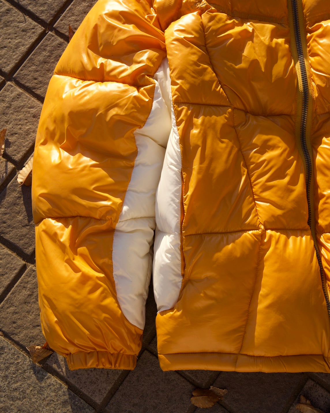 Two-Tone Panel Puffer Jacket – BELVET