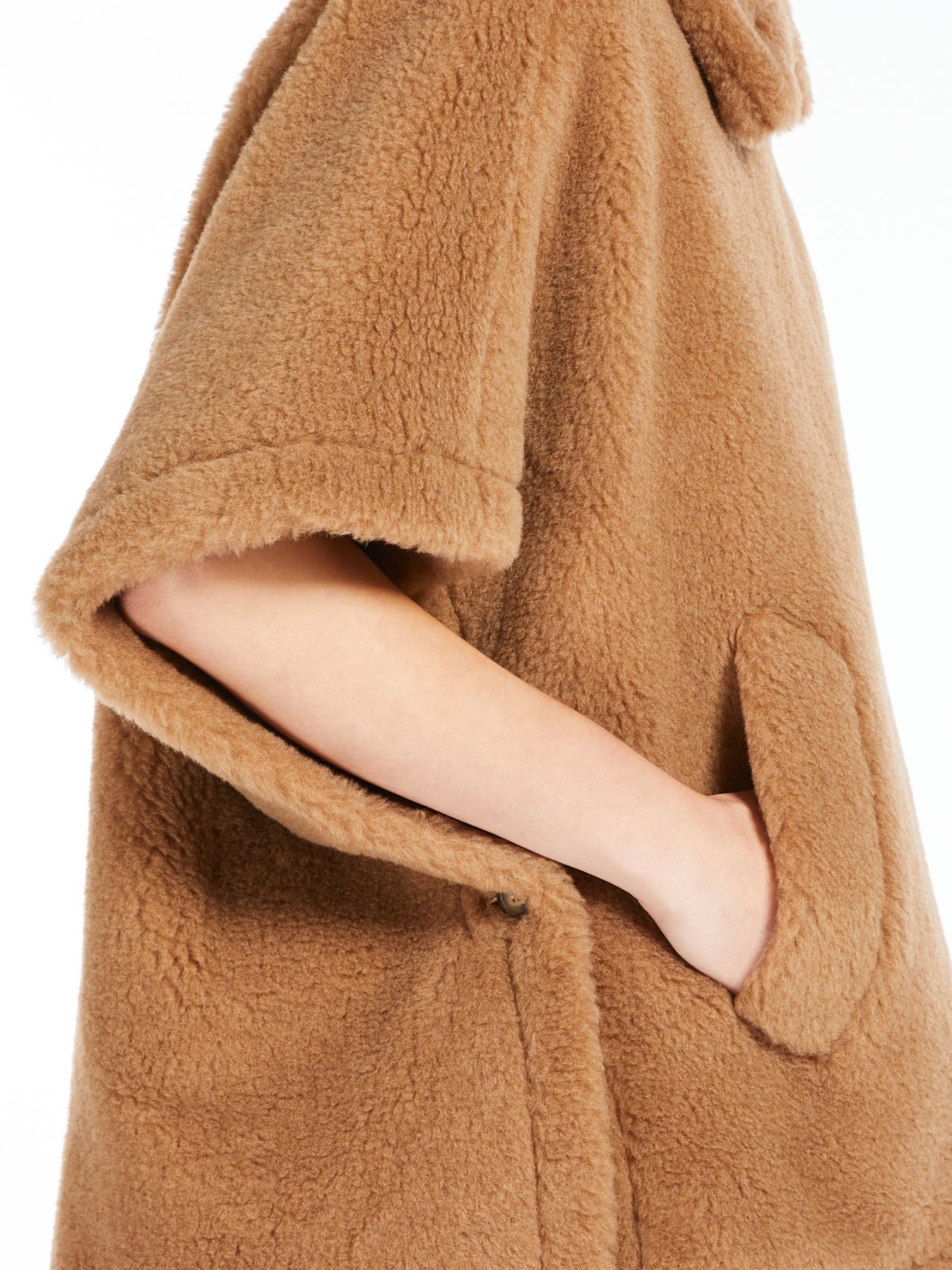 Teddy fabric cape, camel | Max Mara