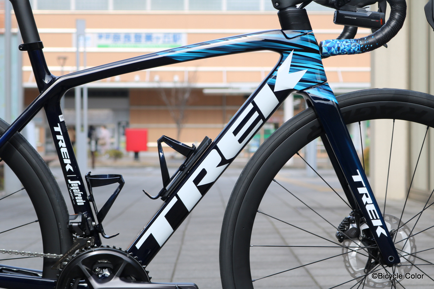 Emonda SLR DISC(2022)プロジェクトワンカラーオーダーモデル(チーム