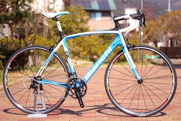 敢えて青という選択。 Bianchi（ビアンキ）Infinito（インフィニート