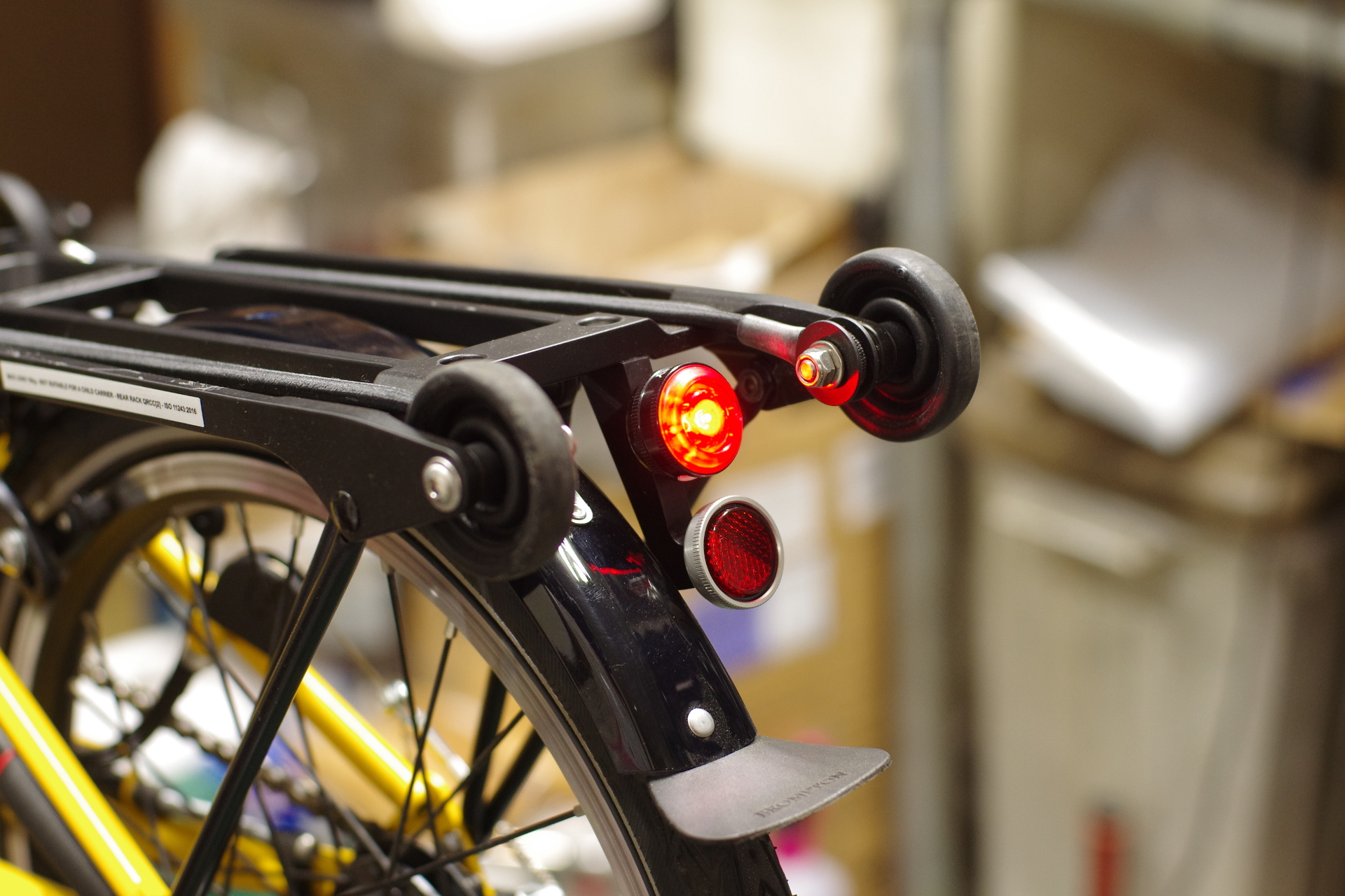 Brompton KiLEY製テールライト/リフレクター台座の製作でした。 – Bici