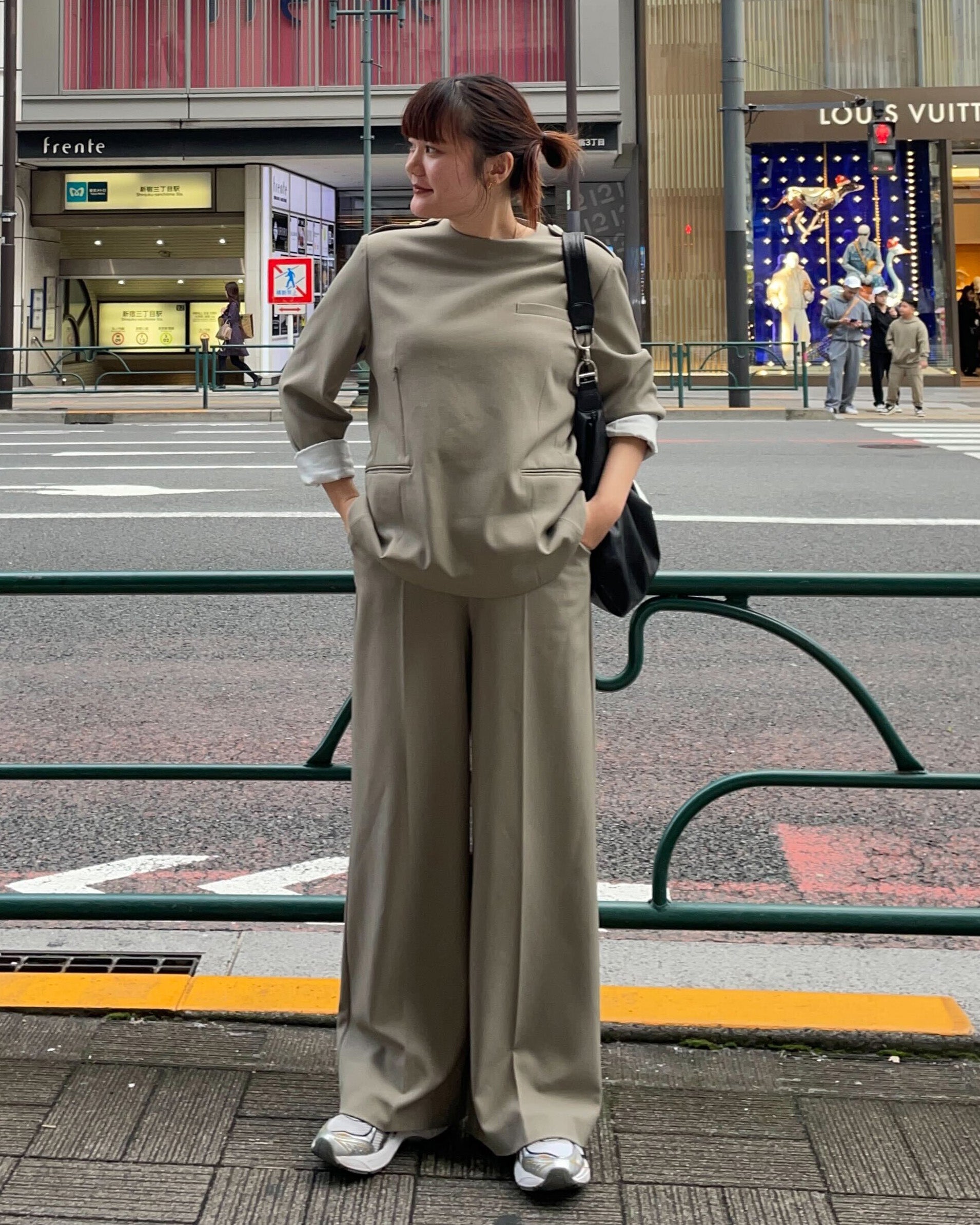 GABRIELLE PANTS/166cm/着用サイズM｜Bibiy.