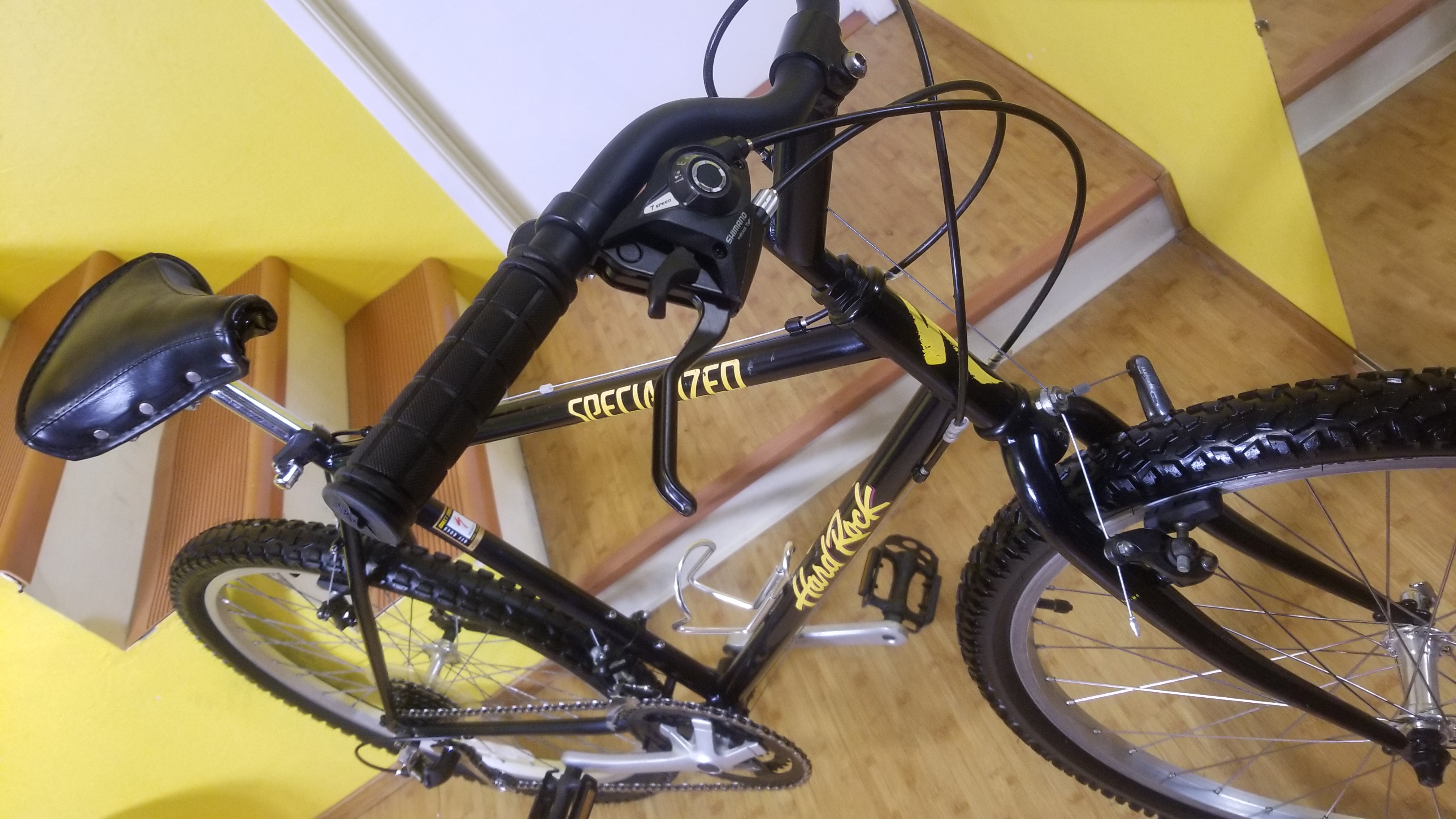 Specialized hard rock 20年くらい前のもの？ This Vintage 1990