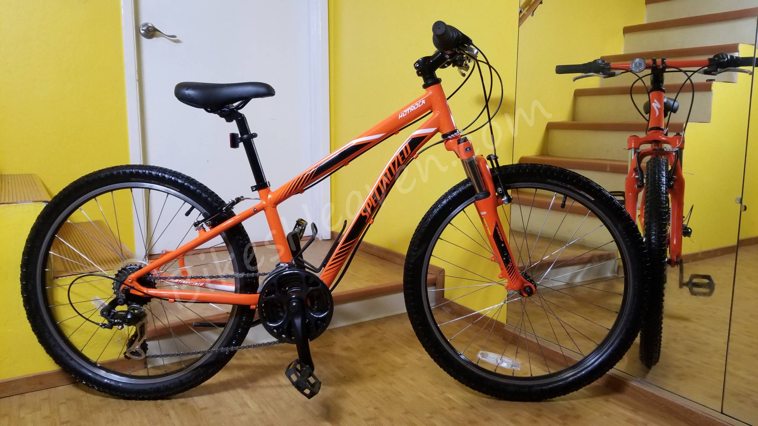 2017 Specialized Hotrock 24 21-speed 11.5