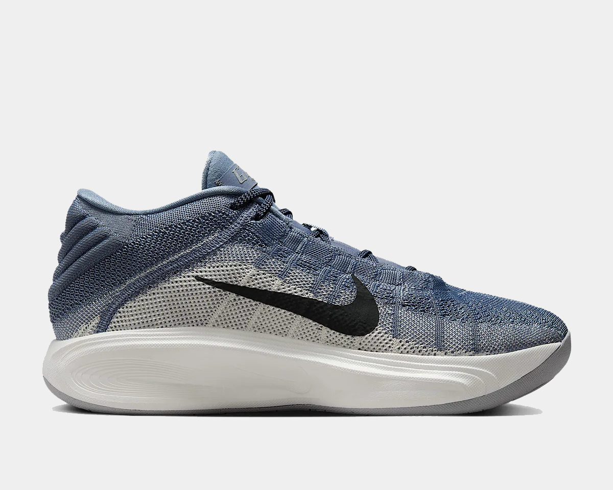 美品】NIKE G.T HUSTLE 3 31センチ 美品】NIKE G.T HUSTLE 3 31センチ