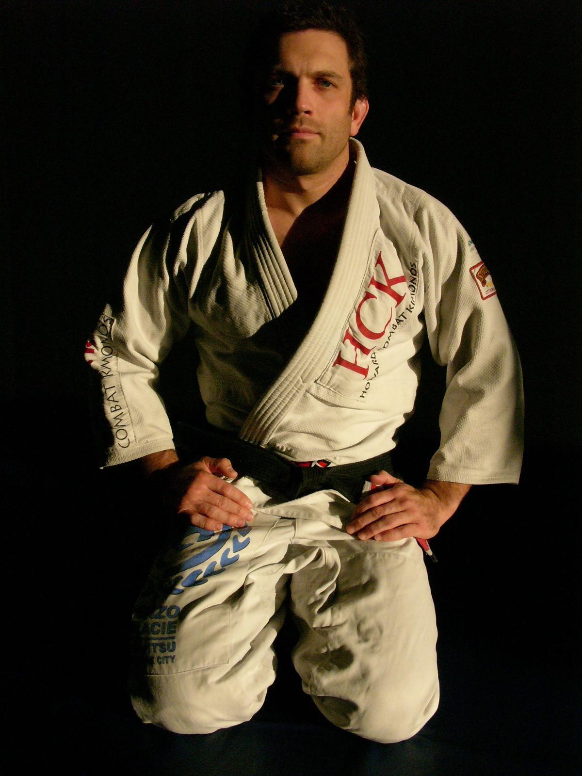 Shawn-Williams-kimono.jpg?crop