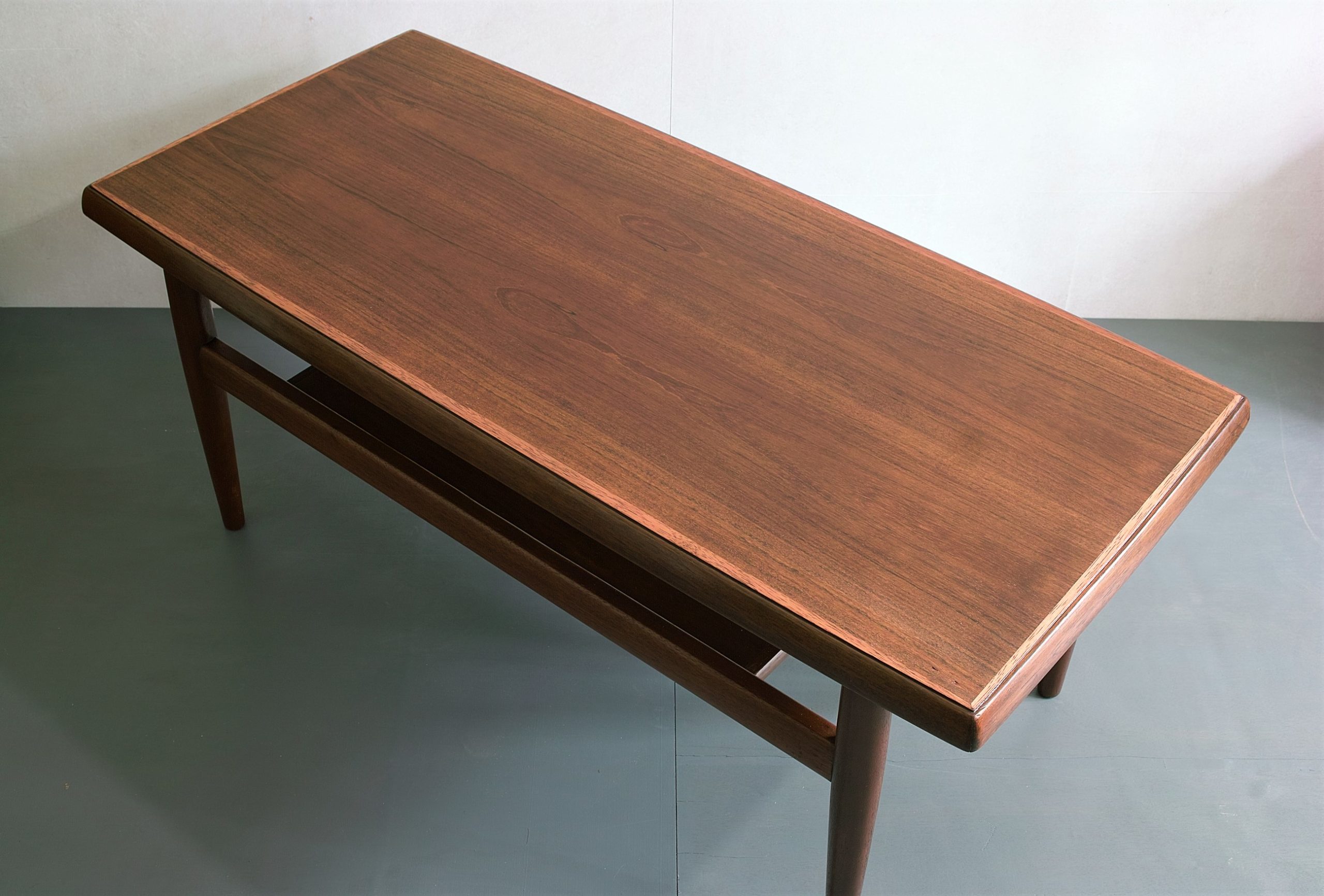 No.7099「コーヒーテーブル：オールドマルニ」SOLD | ボルトナット