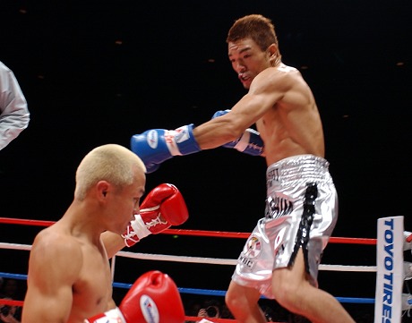 ボクシング　ポスター　川嶋勝重vsシンダム　2001.12.4　後楽園ホール 世界王者なんて無理」「まだプロになれないの？」“ボクシング未経験