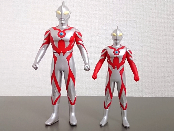 中国限定】ウルトラマンケン(父ヒゲ無)＆ベリアルアーリー ソフビ500