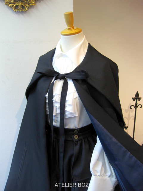 再入荷：フードミニマント 黒×裏地青[2114-19] | choice closet