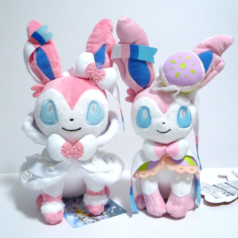 ポケモンぬいぐるみ ニンフィアサンタ Pokemon Frosty Christmas