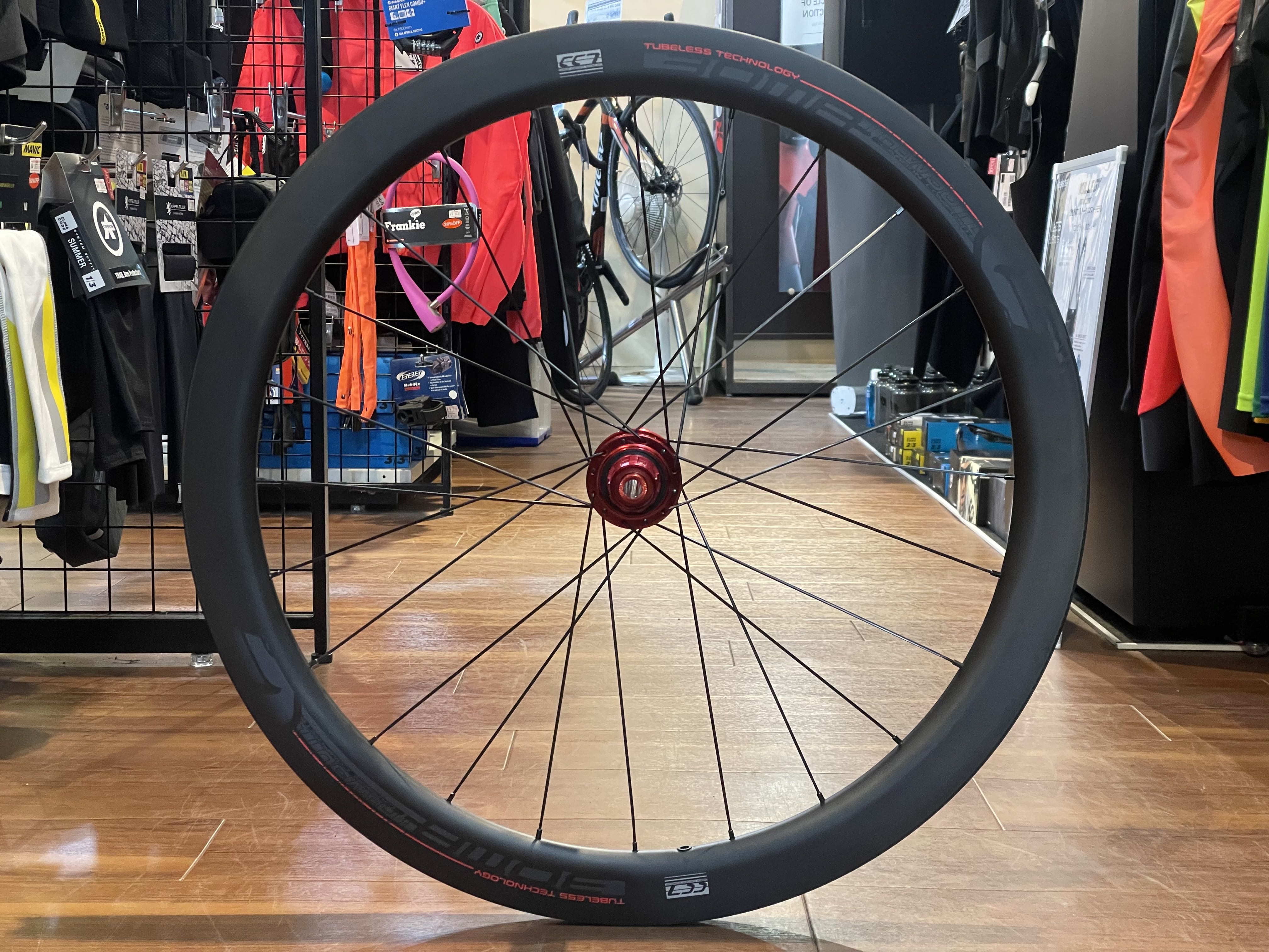 BOMA 「ボーマ」 TH9 カーボンホイール 700C (前輪のみ) BOMA TH-9/TH