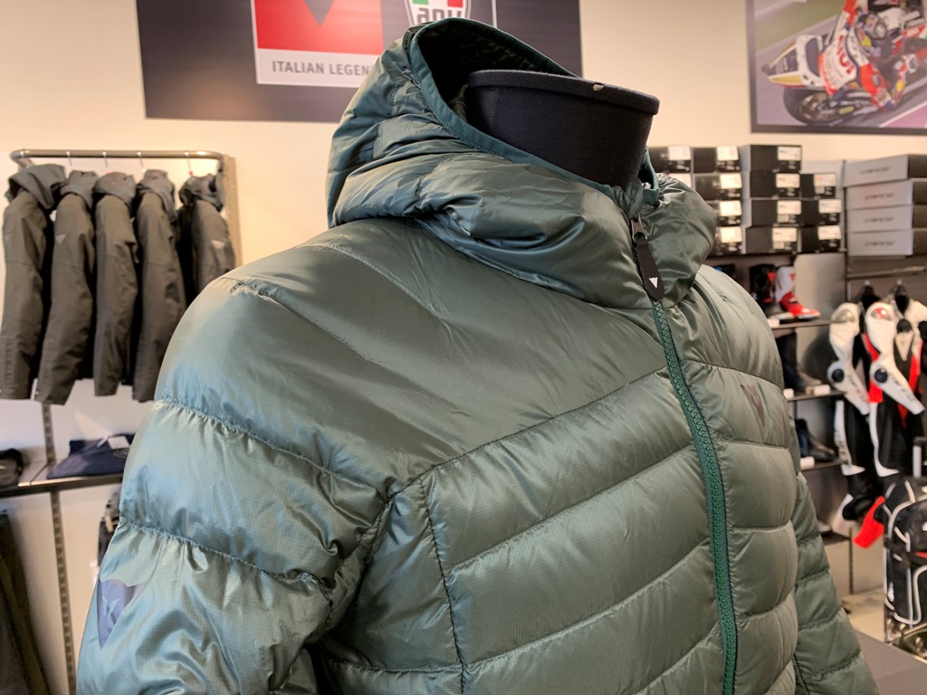 スキージャケットは普段着としてもお勧め『DOWNJACKET』