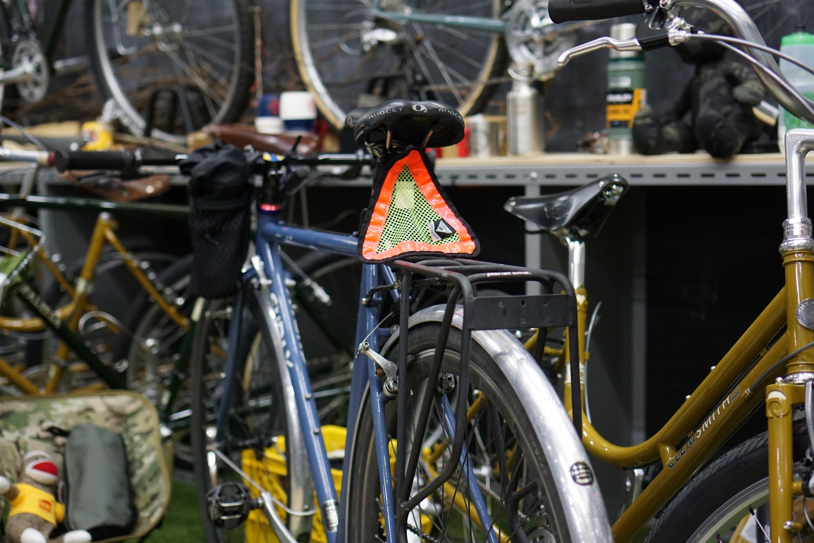 夜道も安心、リフレクター。 - BLUE LUG BLOG | 自転車店 ブルーラグ