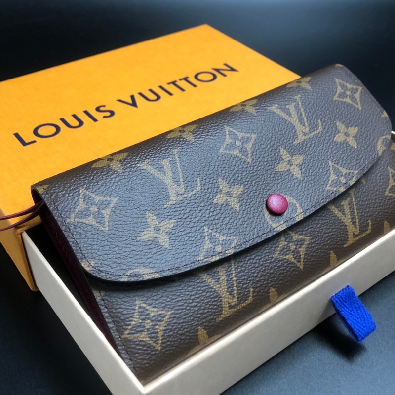 ルイヴィトン モノグラム ポルトフォイユ・エミリー フューシャ M60697