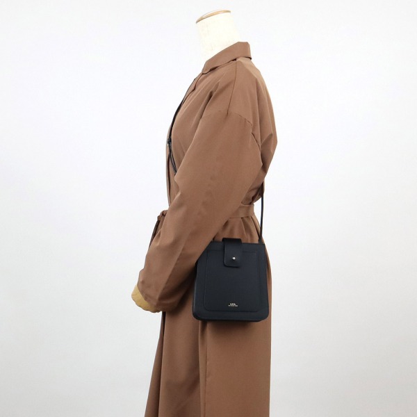 Brandol / A.P.C. アーペーセー ショルダーバッグ ブラック系 PXAWV