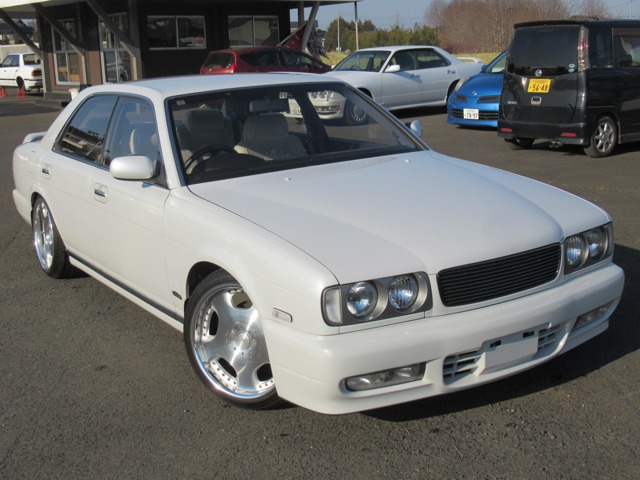 グロリア グランツーリスモ アルティマ」の中古車を探す【カーセンサー】