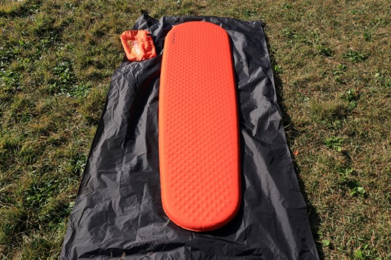 サーマレスト プロライトプラス｜実際に使ってみた！使い心地、収納時