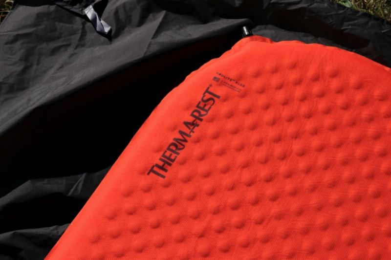 サーマレスト プロライトプラス｜実際に使ってみた！使い心地、収納時