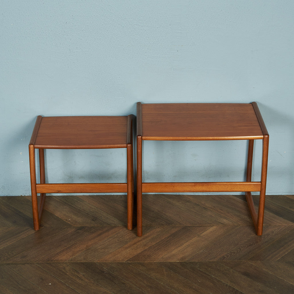英国ヴィンテージ ネストテーブル #81713 – camori ヴィンテージ家具