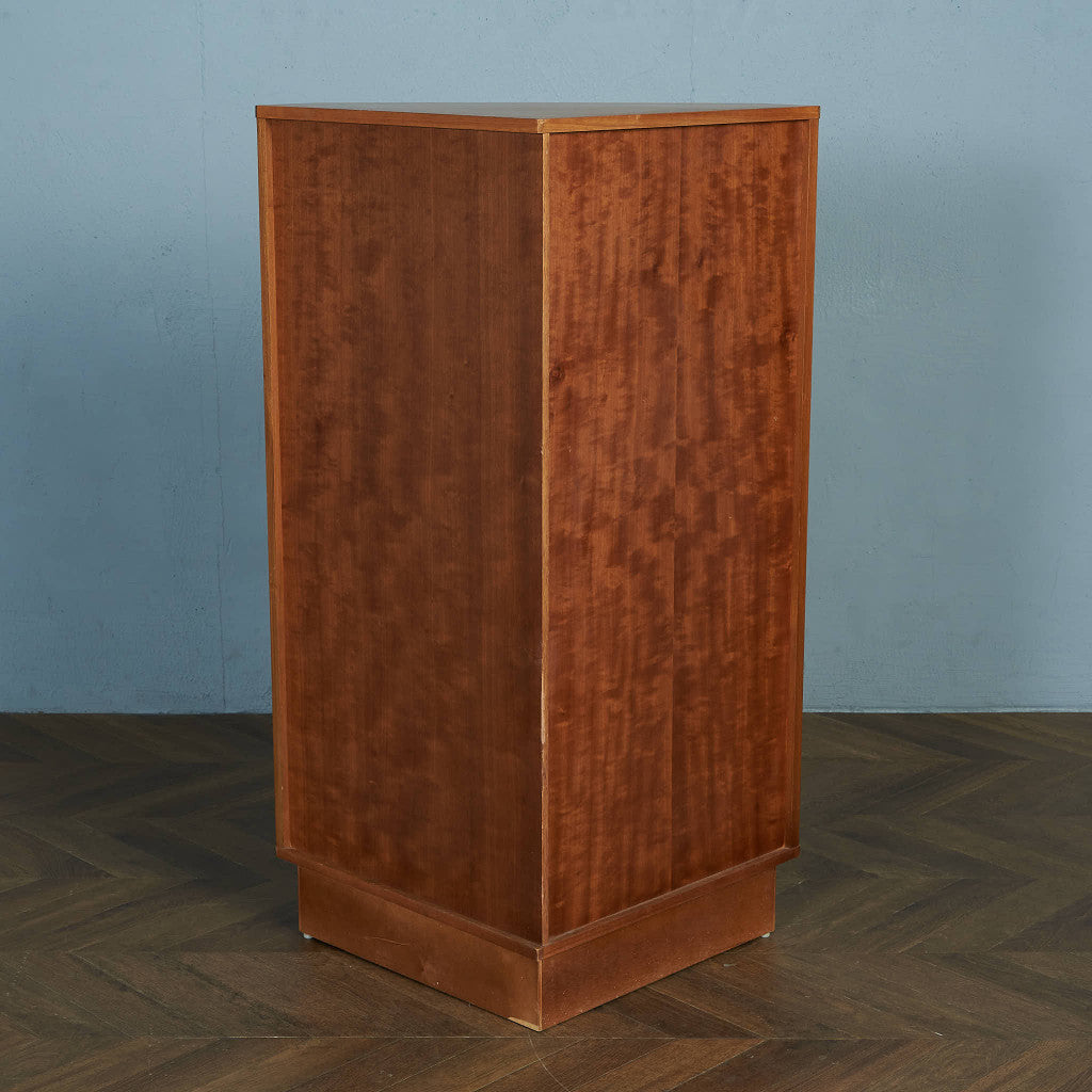 ヴィンテージ コーナーキャビネット #83994 – camori ヴィンテージ家具