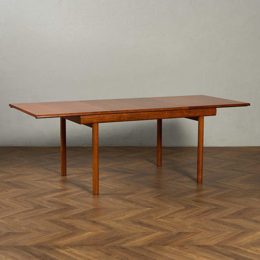 ホワイト&ニュートン White&Newton – camori ヴィンテージ家具・北欧