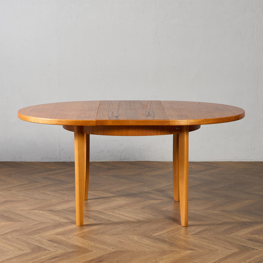 旧東ドイツ ヴィンテージ エクステンション ラウンド ダイニング