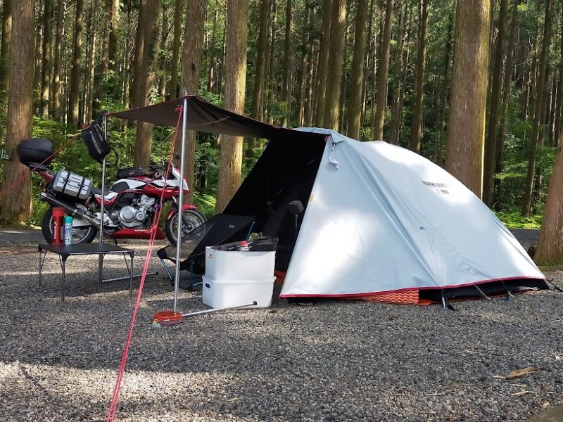 夏の最強テント】ツーリングドームST+を徹底レビュー｜バイクキャンプ