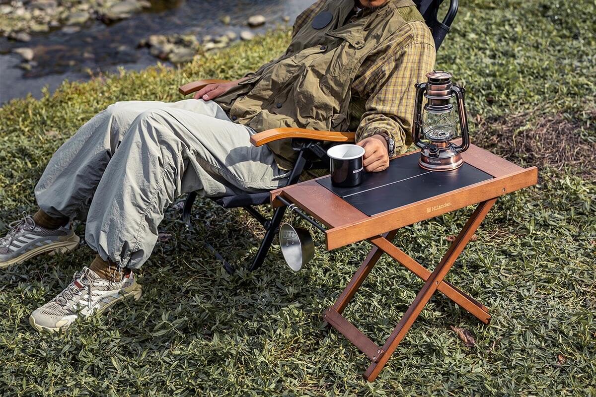 ハイランダーからIGT規格対応の「ウッドロールトップテーブル用