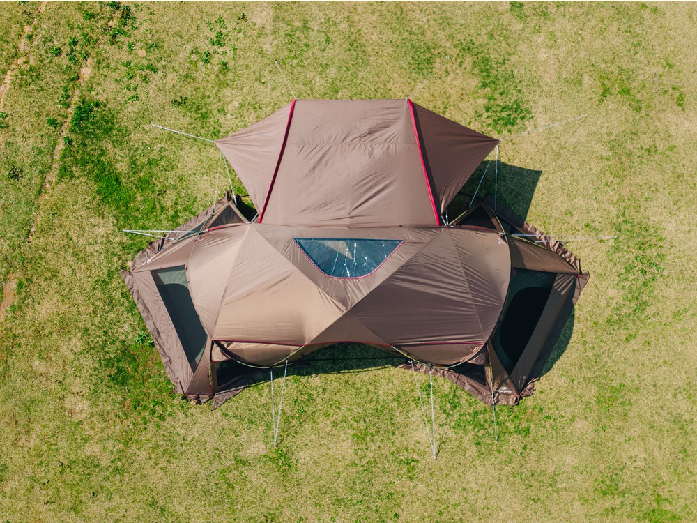 4/29〜】スノーピークから大型2ルームシェルター「ゼッカ」登場