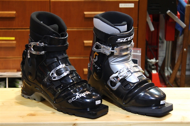 スカルパ T4＆スコット エクスカーション | カラファテ
