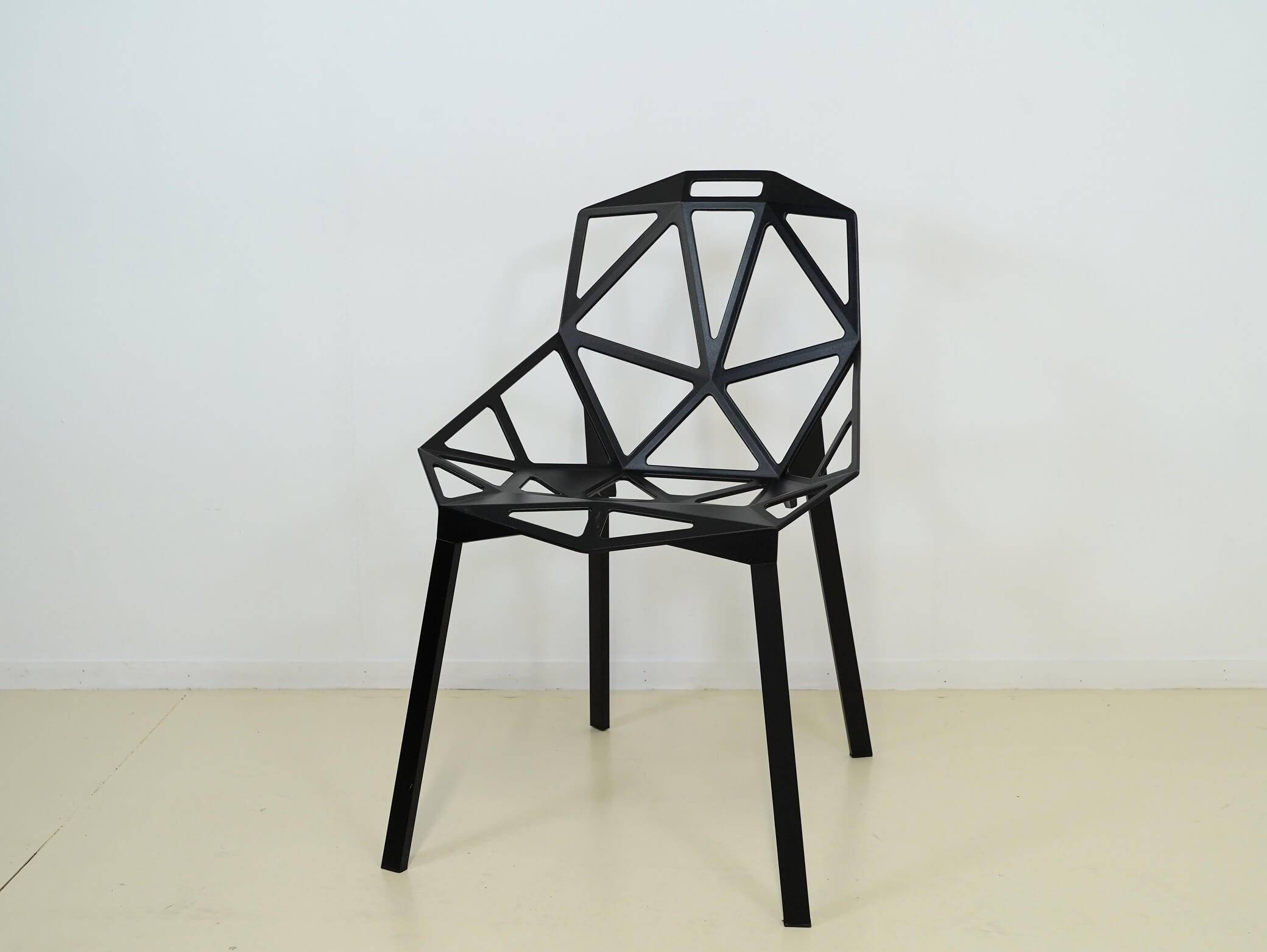 チェアワン ブラック 黒 マジス コンスタンチン・グルチッチ 中古