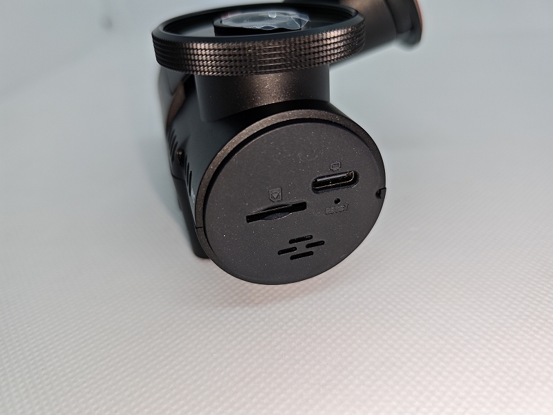 N2X」VANTRUEの60fps録画対応の一体化2カメラドラレコ
