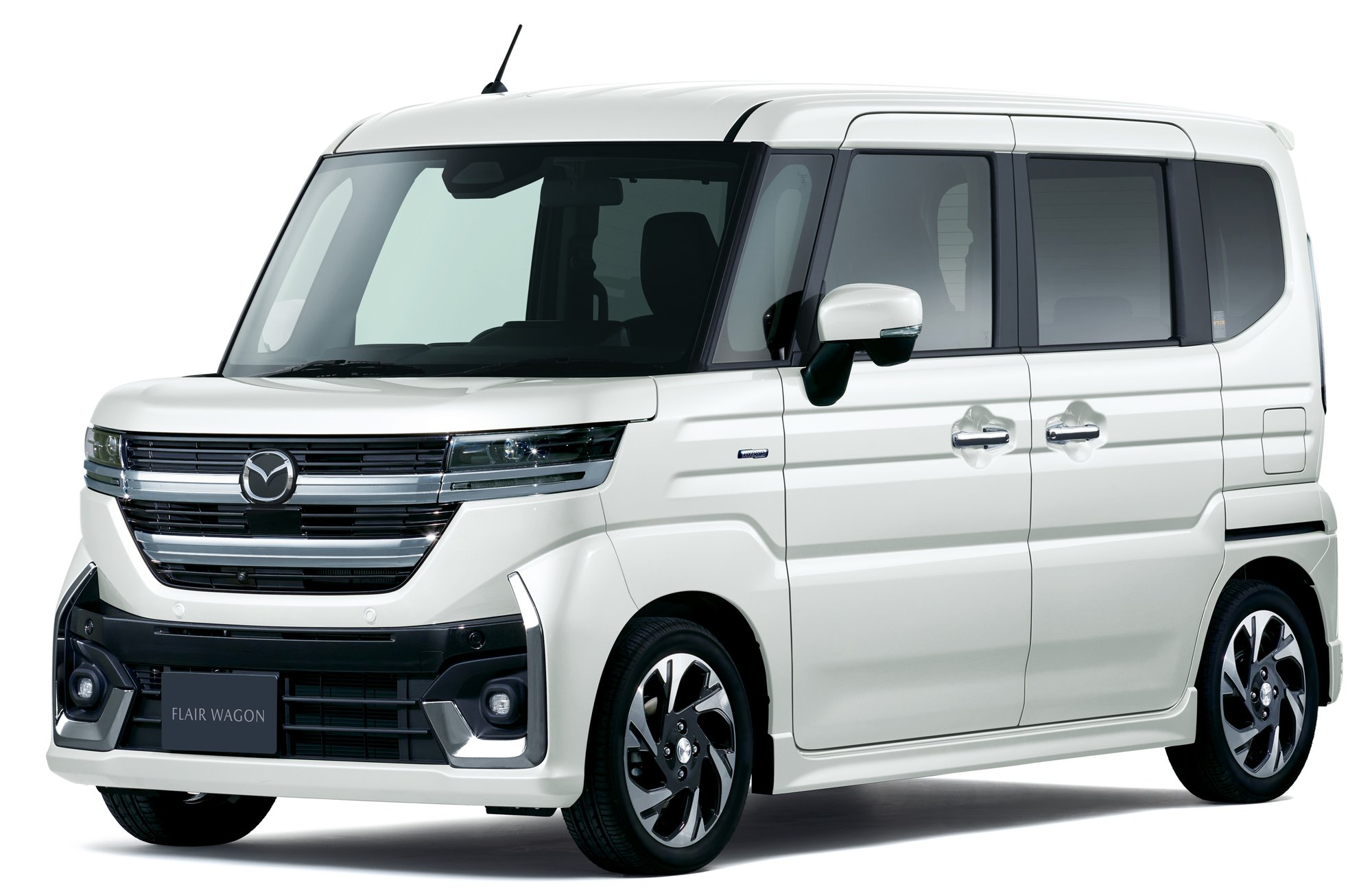 新型【フレアワゴン】フルモデルチェンジ発売、カスタムスタイルも設定