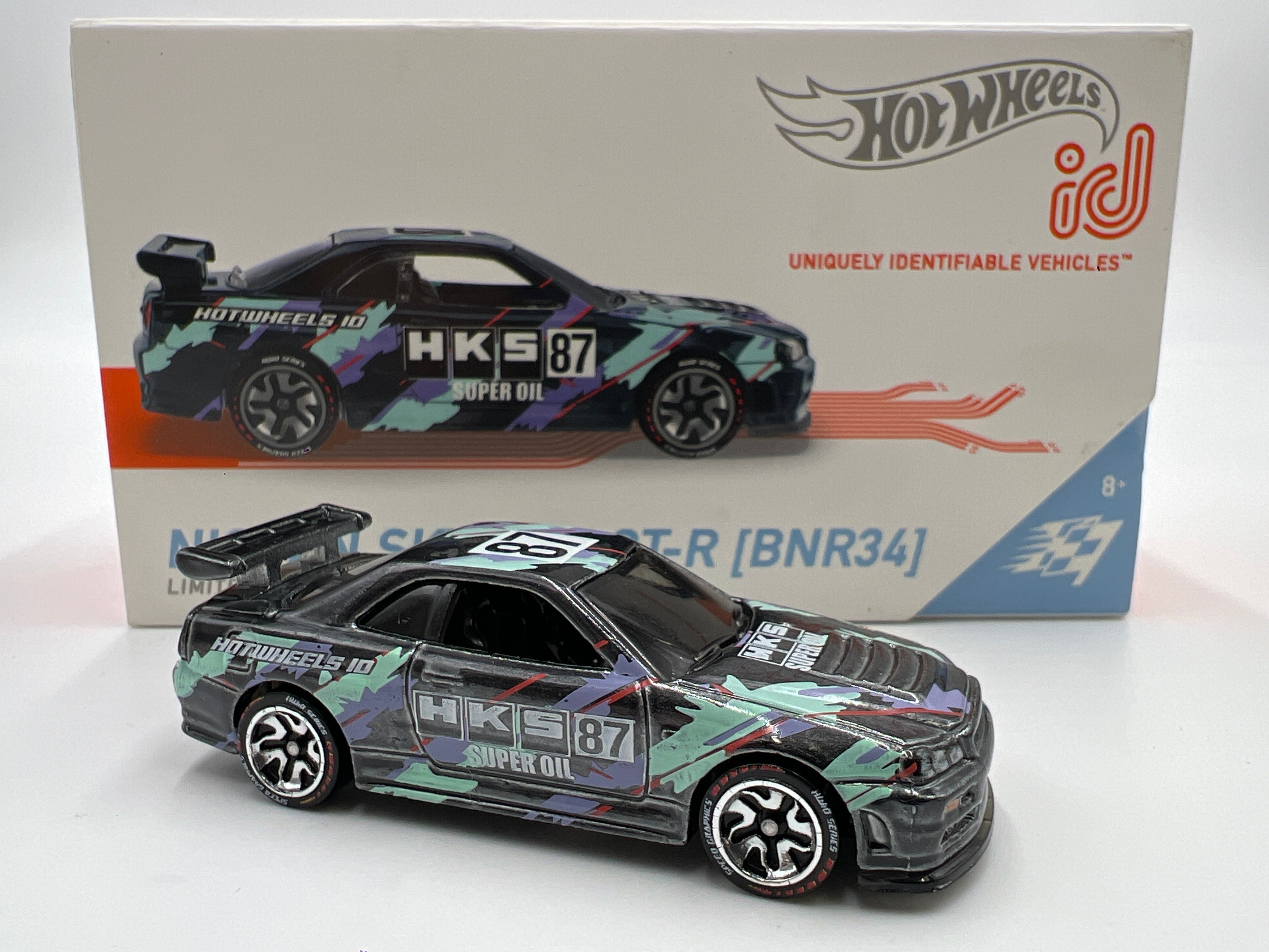 Hot Wheels iD Speed Graphics Series 2 #3 Nissan Skyline GT-R BNR34