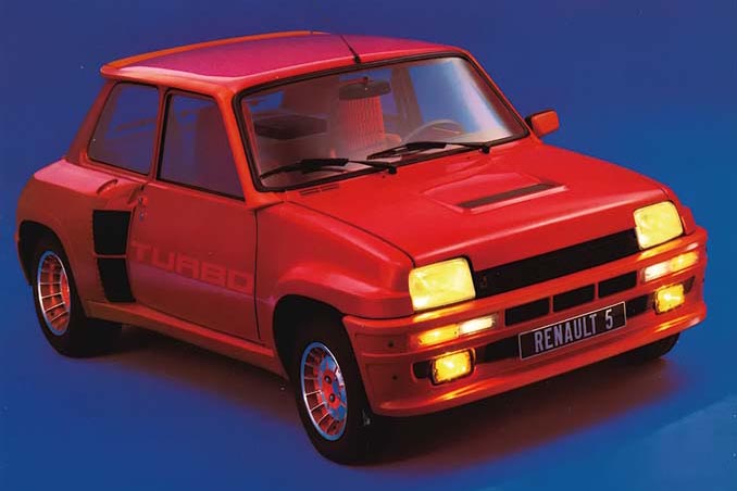 ルノー・サンクターボ1／ラリーのベース車とはとても思えない瀟洒な