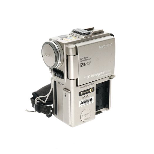 Sony DCR-PC1 Handycam Mini DV NTSC Digital Video Camera