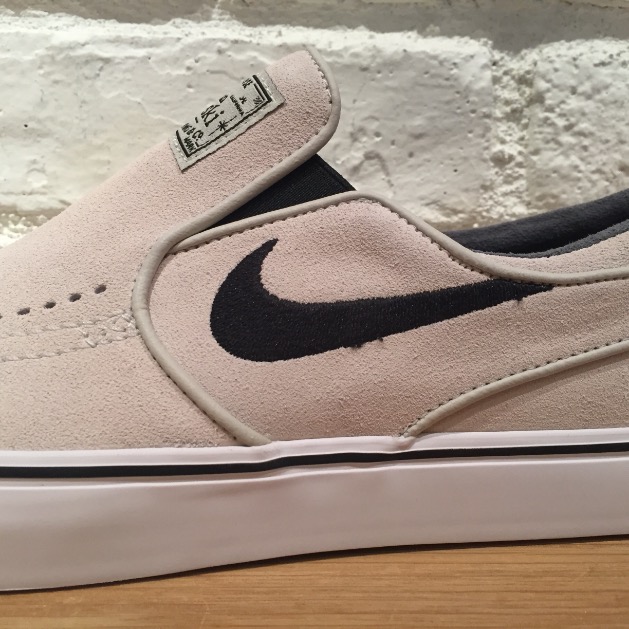NIKE SB ステファン・ジャノスキー スリッポン。｜B:MING by BEAMS