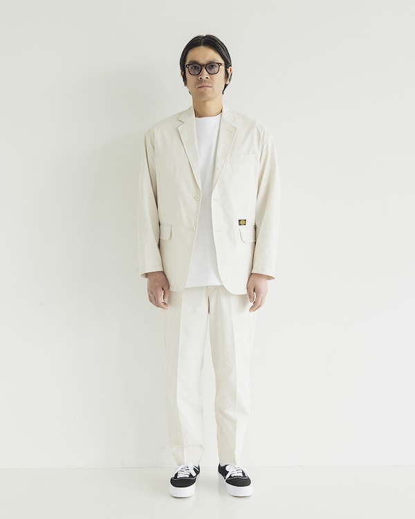 Dickies〉×「TRIPSTER」の第6弾！ 扱いやすさにこだわった新作のスーツ